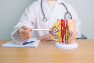 Emlőeltávolítás: nem csak daganat esetén kerülhet rá sor - ilyenkor szükséges a műtét