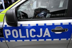 Poznańska policja szuka sprawcy przemocy seksualnej wobec dziecka. Opublikowano wizerunek podejrzanego