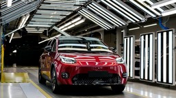 tak wygląda nowy hit dla rodziny. ma 204 km i wygodne wnętrze. ile kosztuje?