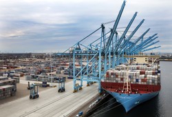 Transport morski szybko nie stanieje