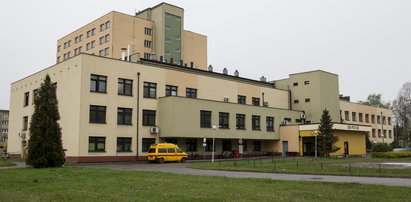 Śmierć kobiety w 22. tygodniu ciąży wstrząsnęła Polską. Szpital zabiera głos