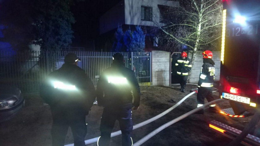 Warszawa: Policjanci uratowali z pożaru dwie kobiety