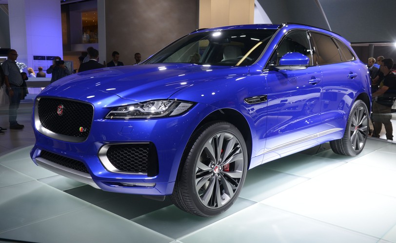 Jaguar F-Pace - Samochód Roku Playboya 2016