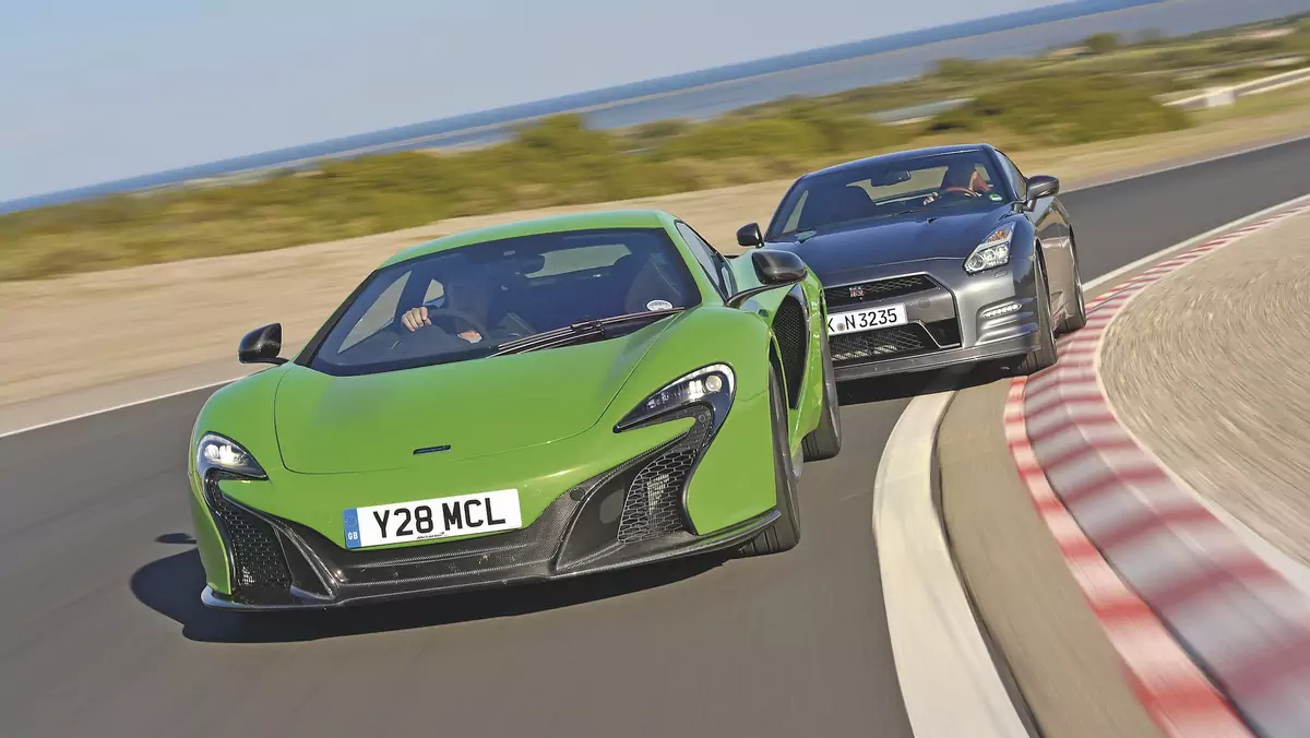 McLaren 65S i Nissan GT-R