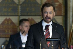 Afera w sprawie dotacji z KPO. Prezydent Krakowa wskazuje na męża Beaty Szydło