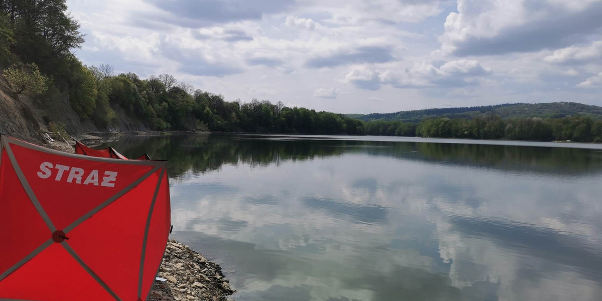 Odrzechowa. Z zalewu wyłowiono ciało 23-latka. Był poszukiwany od 2 tygodni.