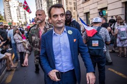 Francuski polityk atakuje Polskę: Szaleńcy chcą trzeciej wojny światowej