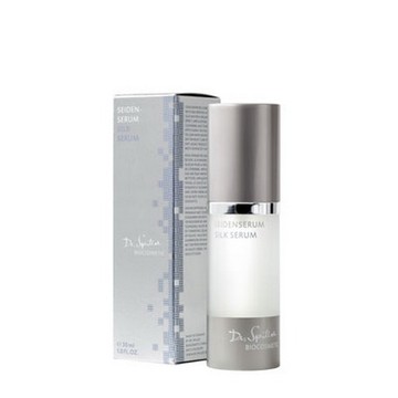 Selyem szérum DR.SPILLER 15600 Ft/30 ml-20% 12480 FtKülönleges gazdag szérum hyaluronsavval, selyemproteinnel, Beta glucannal. Folyamatos használatával a bőr szerkezete megújjul, nagyobb vitalitást kap. Luxus érintés a bőrnek