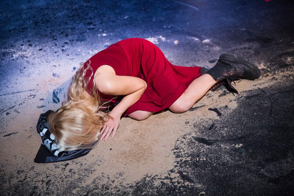 "Wojna to tylko kwiat" w Teatrze Warsawy, fot. Katarzyna Chmura - Cegiełkowska