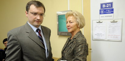 Krystyna Kornicka-Ziobro odpowiada na materiał TVN24. Co napisała matka ministra sprawiedliwości?