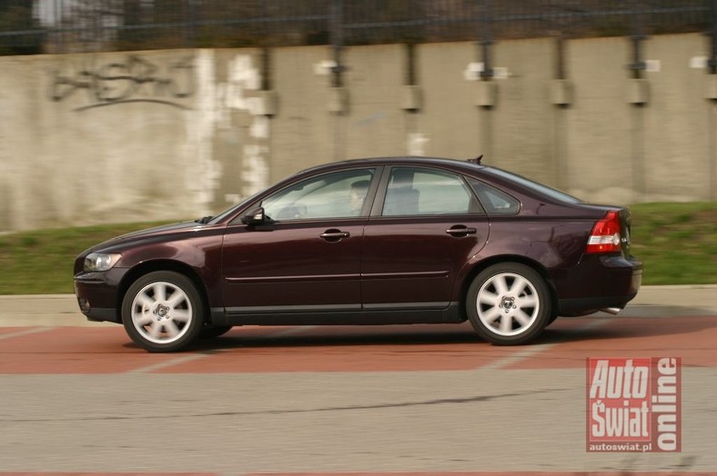 Volvo S40