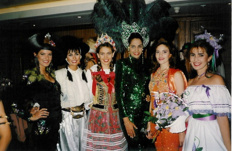 Wybory Miss World: w strojach narodowych, fot. archiwum prywatne