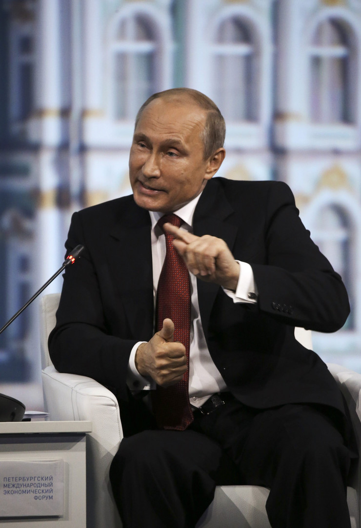   Putin wants to reduce the dominance of the US dollar 