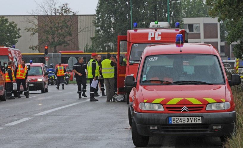 Ratownicy na autostradzie