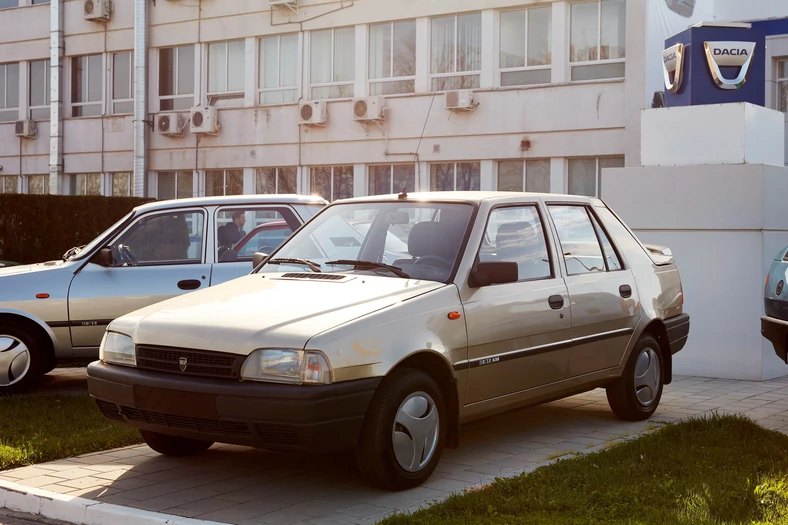 Rewolucja czyli Dacia Nova z 1998 roku