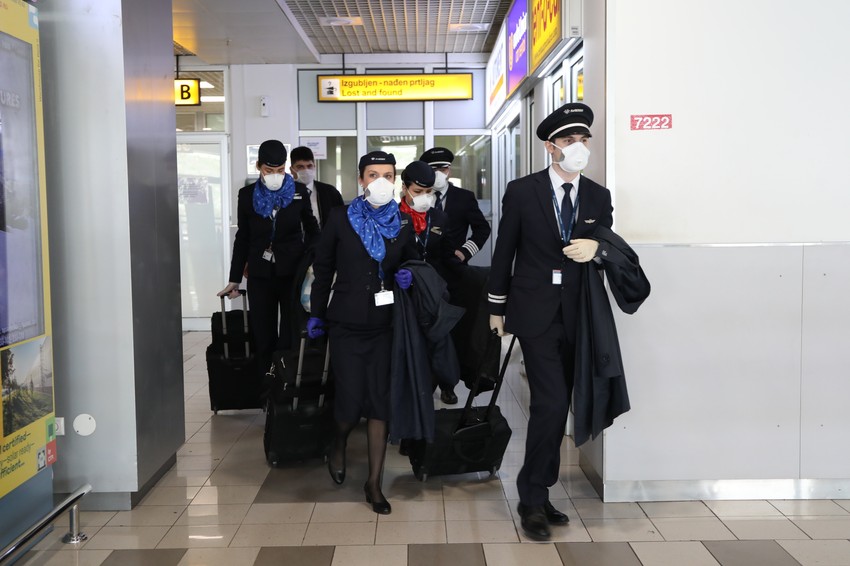 Određene mere na aerodromu "NIkola Tesla"  za ulazak u Srbiju uvedene su početkom aprila