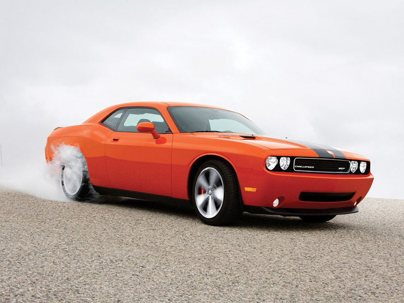 Chicago 2008: Dodge Challenger SRT8 w akcji (video)