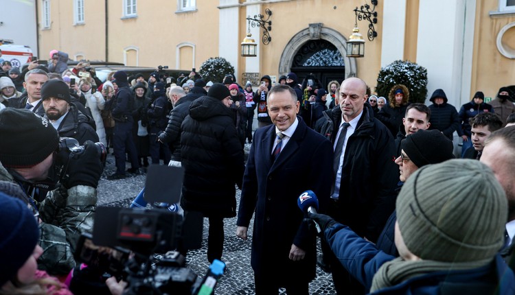 Doradca prezydenta odpiera ataki. Tusk ma też znajomych, którzy mają kłopoty z prawem"
