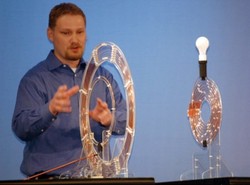 Intel śle prąd bez kabla. Nie zna Tesli?