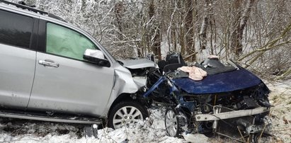 Rodzice 7-letniego Wiktorka zginęli w wypadku w Hucie Szklanej, on sam walczył o życie. Bliscy boją się, że trafi do domu dziecka