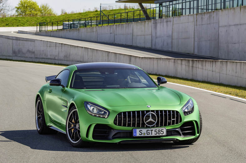 Mercedes-AMG GT R