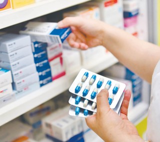 Firmy kontra minister – ostatnie starcie? Projekt ustawy refundacyjnej przewiduje duże zmiany dla aptek