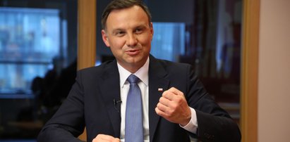 Duda: Chcę usiąść do stołu z gejami