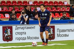 Słynny piłkarz przeżył zakażenie koronawirusem