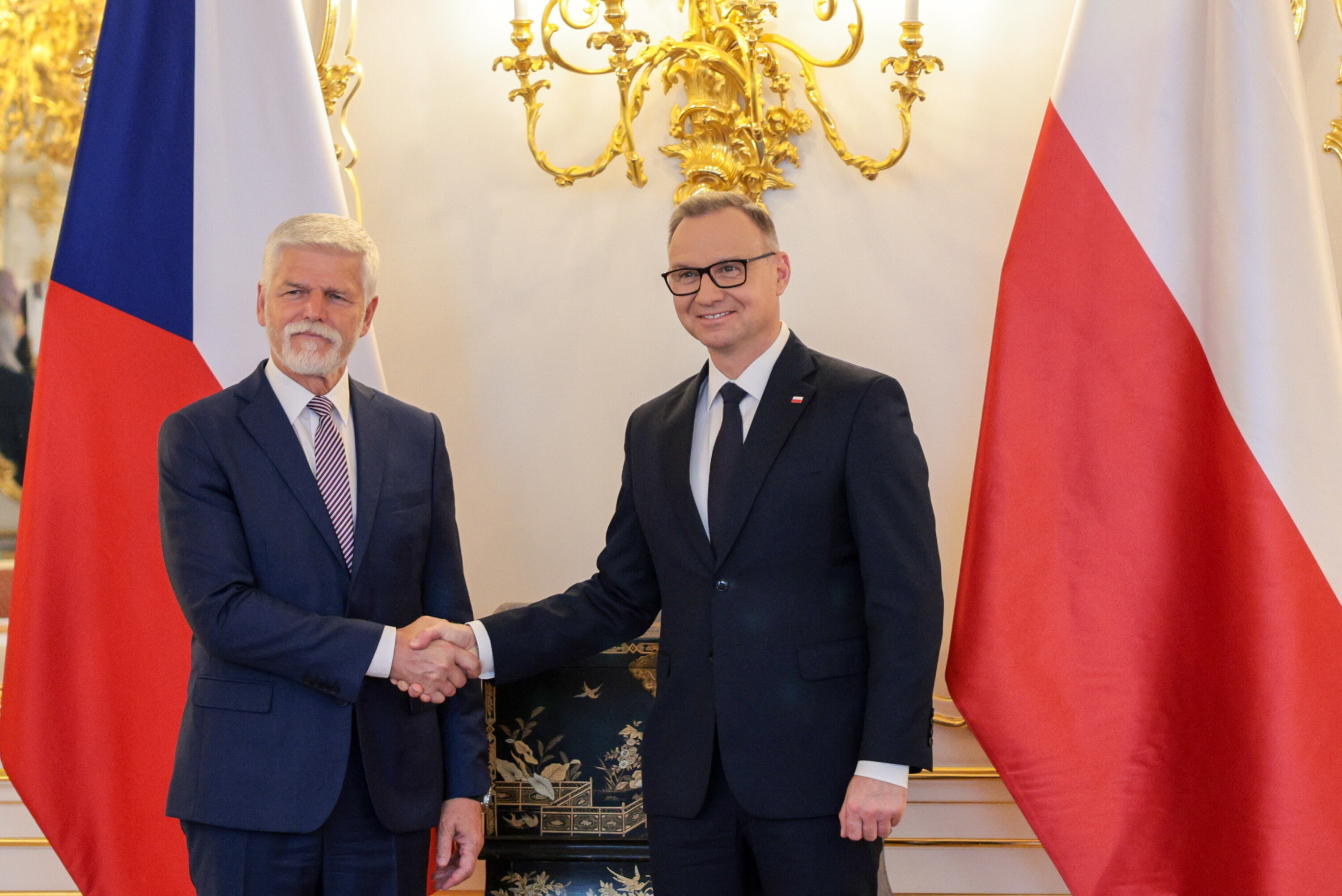 Duda w Pradze: Zapewnia o kontynuacji współpracy z Czechami