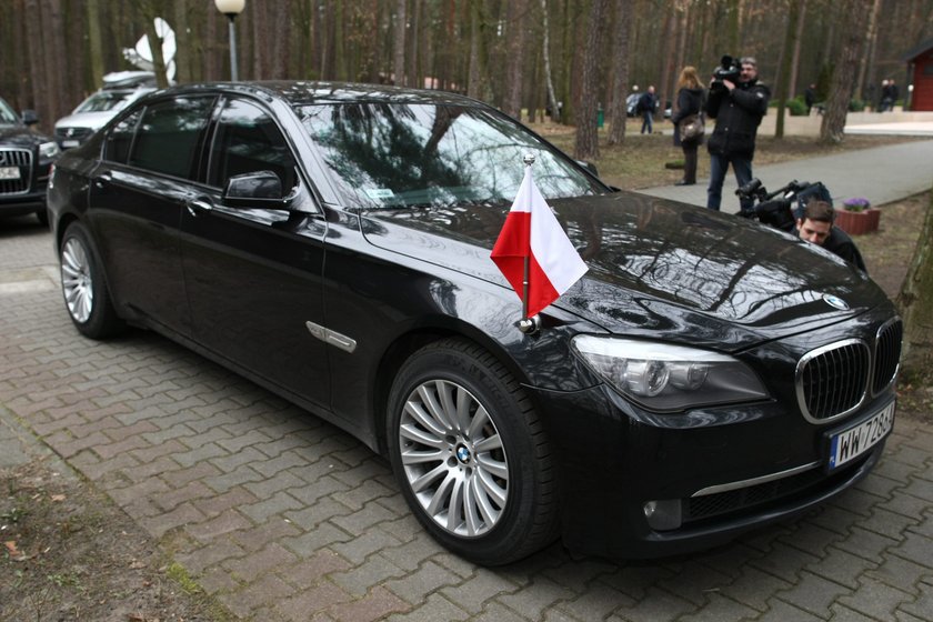 W pancernym bmw prezydenta pękła opona