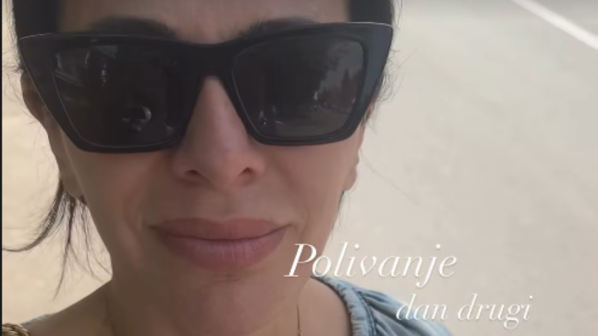 Aleksandra Jeftanović se polila kafom