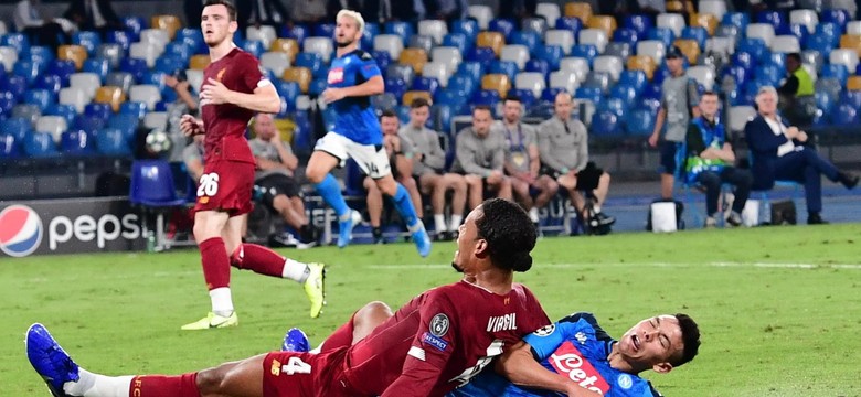 Liga Mistrzów: Napoli lepsze od Liverpoolu, niespodzianka w Londynie, Borussia miała Barcelonę na "widelcu"