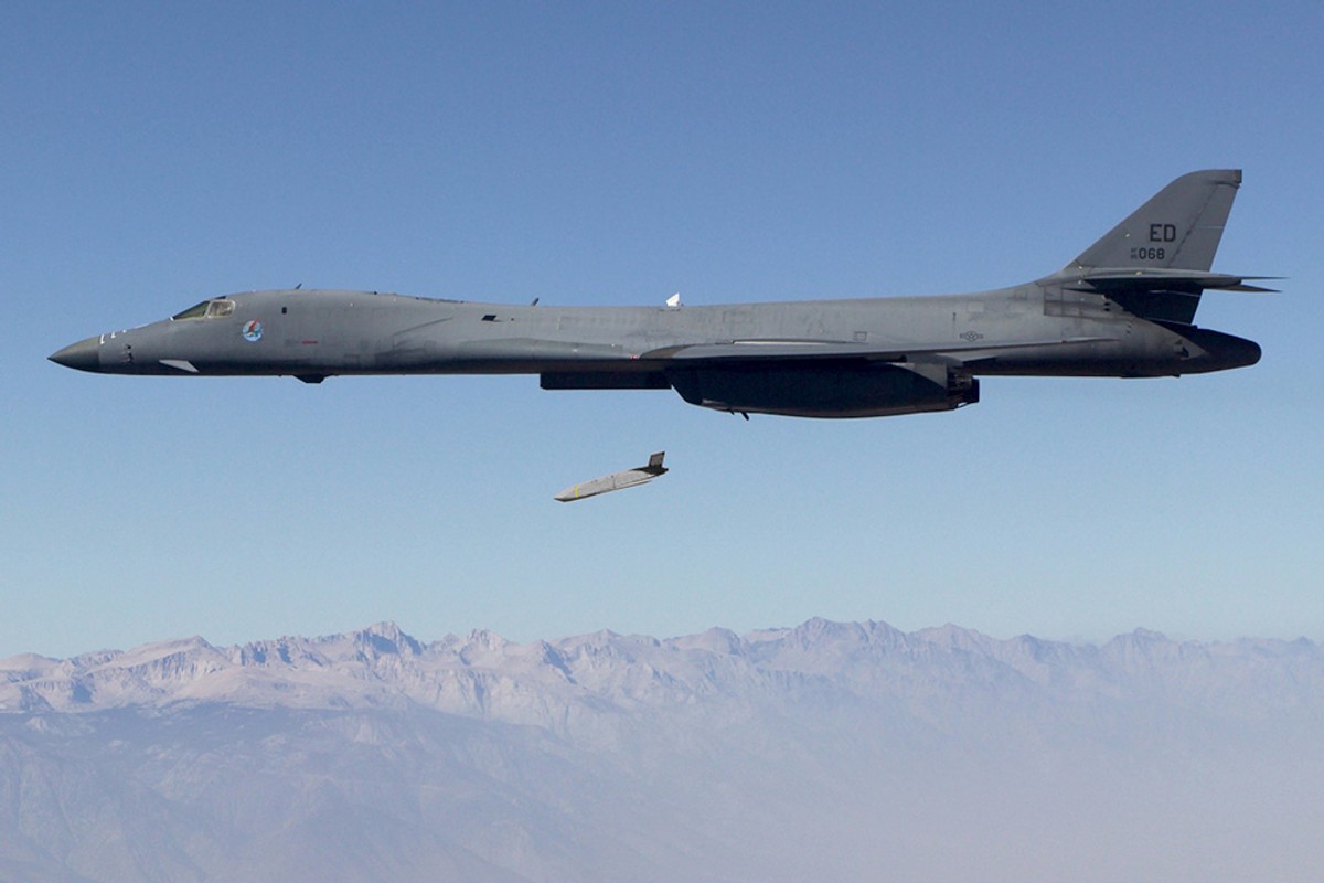 Pociski JASSM, Lockheed Martin