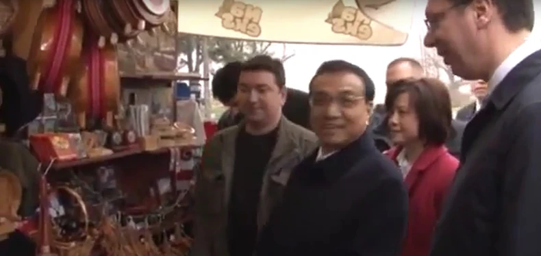 Kećijang i Vučić biraju suvenire