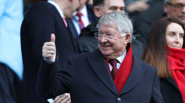 Döbbenet: heti 106 milliót keres 80 évesen Alex Ferguson