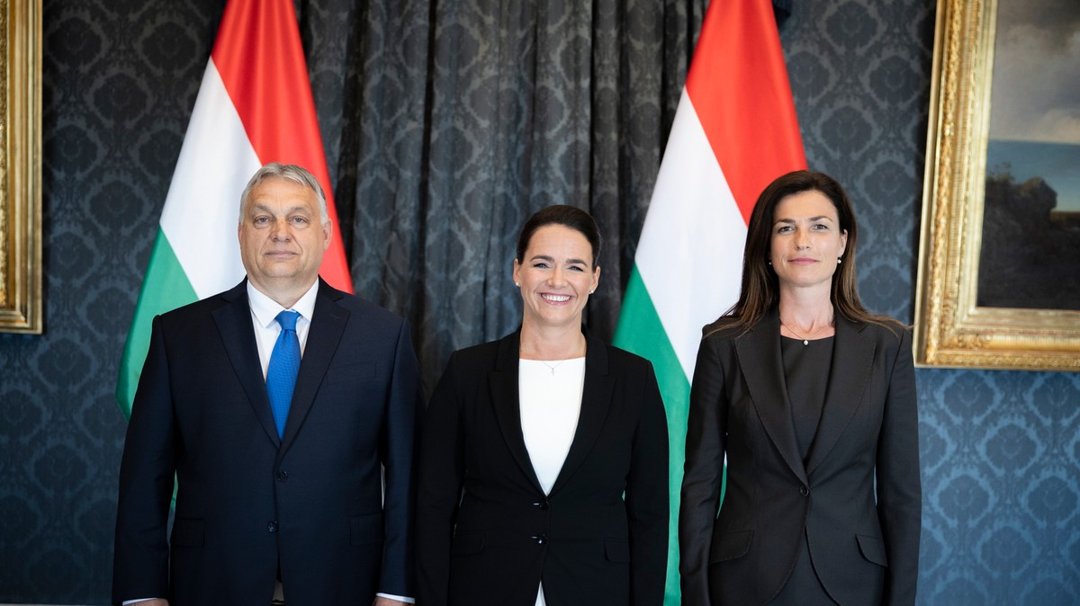 Török Gábor szerint Novák Katalin politikai karrierjének vége: „A valódi főszereplő persze, mint szinte minden ügyben egy jó ideje, a miniszterelnök”