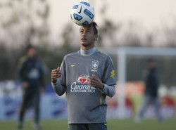 Neymar odrzucił propozycję Realu i Barcelony