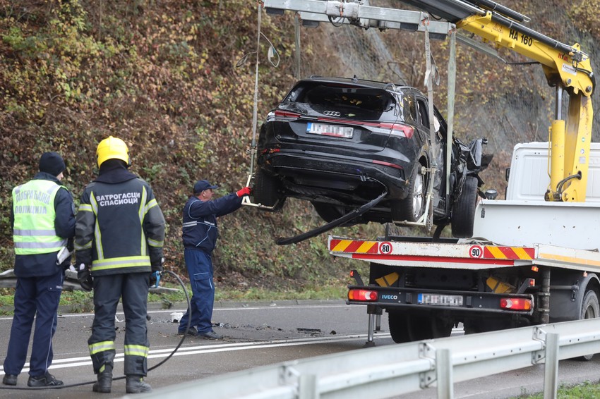 Izvlačenje auta u kojem je bila nestala Ana Radović