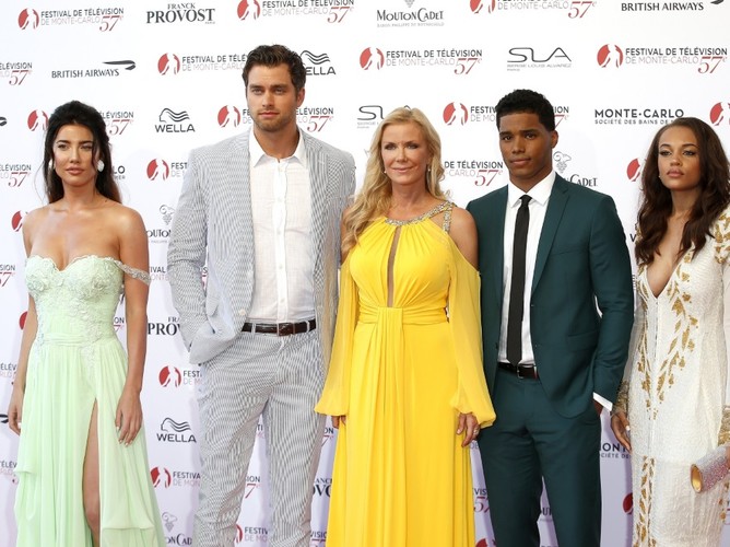 Katherine Kelly Lang