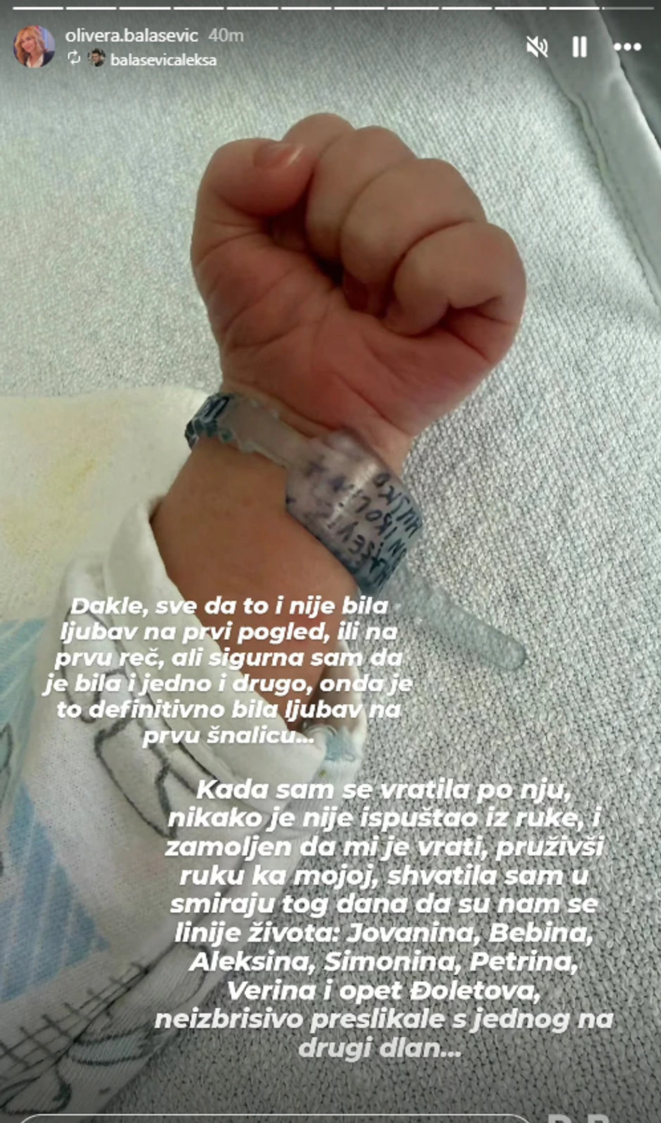 Aleksa Balašević izveo sina i ženu iz porodilišta