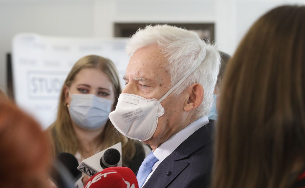 Poseł Parlamentu Europejskiego Jerzy Buzek