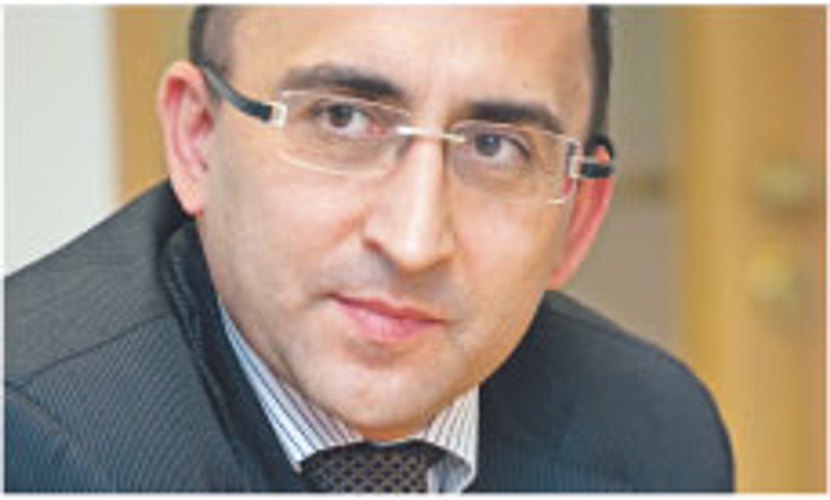 Andrzej Dębiec, partner, kancelaria Lovells