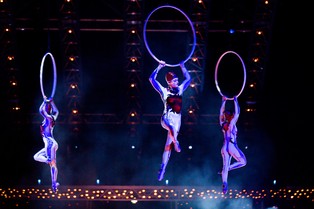 Koronawirus uderzył w Cirque du Soleil. Słynny cyrk szuka inwestorów
