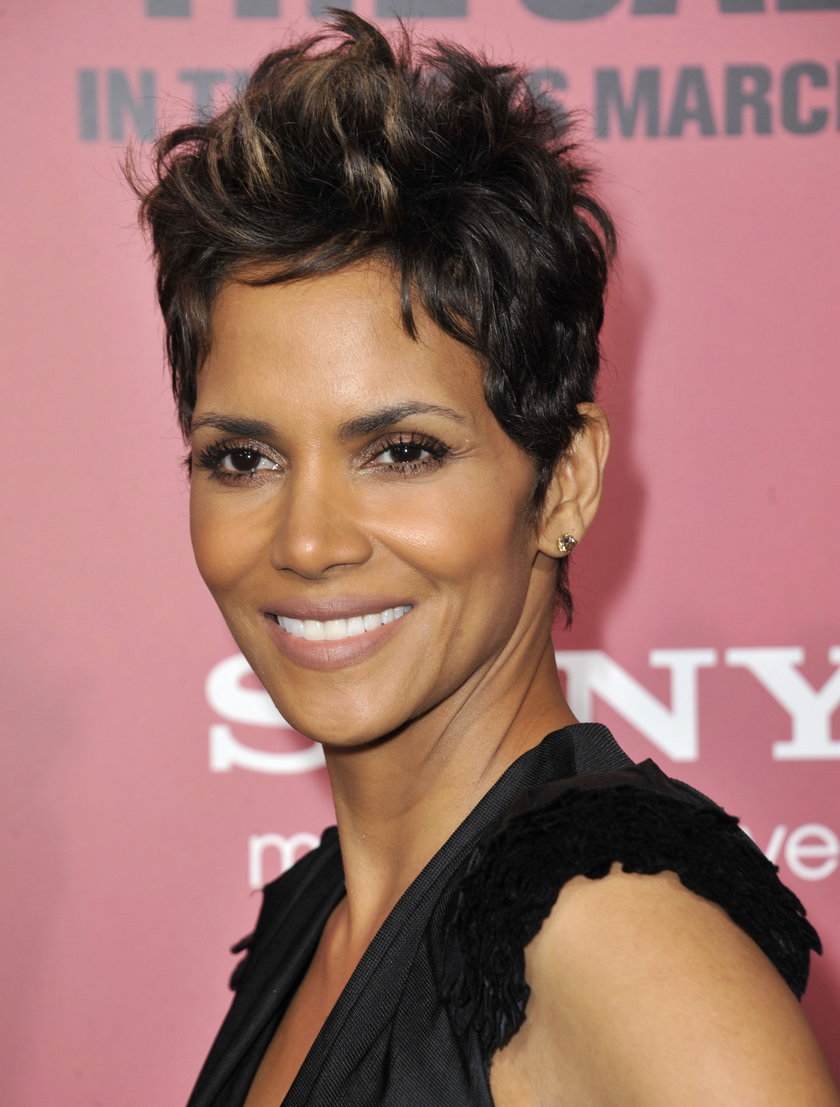 Halle Berry 