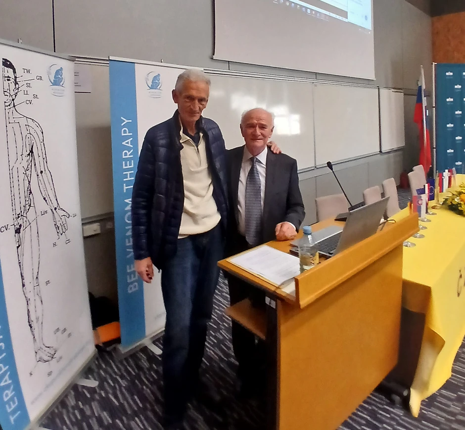 Dr Buha održao je predavanje na simpozijumu u Mariboru povodom Svetskog dana apiterapije 