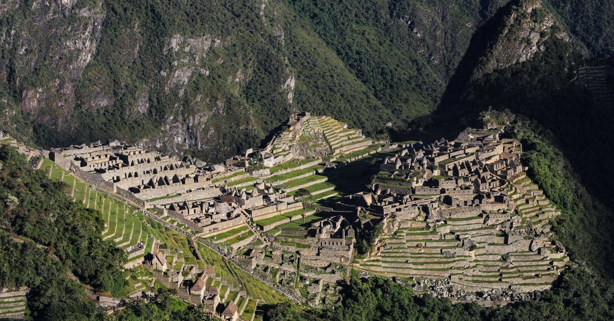 El autobús cayó a un acantilado después de visitar Machu Picchu