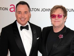 Elton John wychodzi za mąż (albo się żeni)