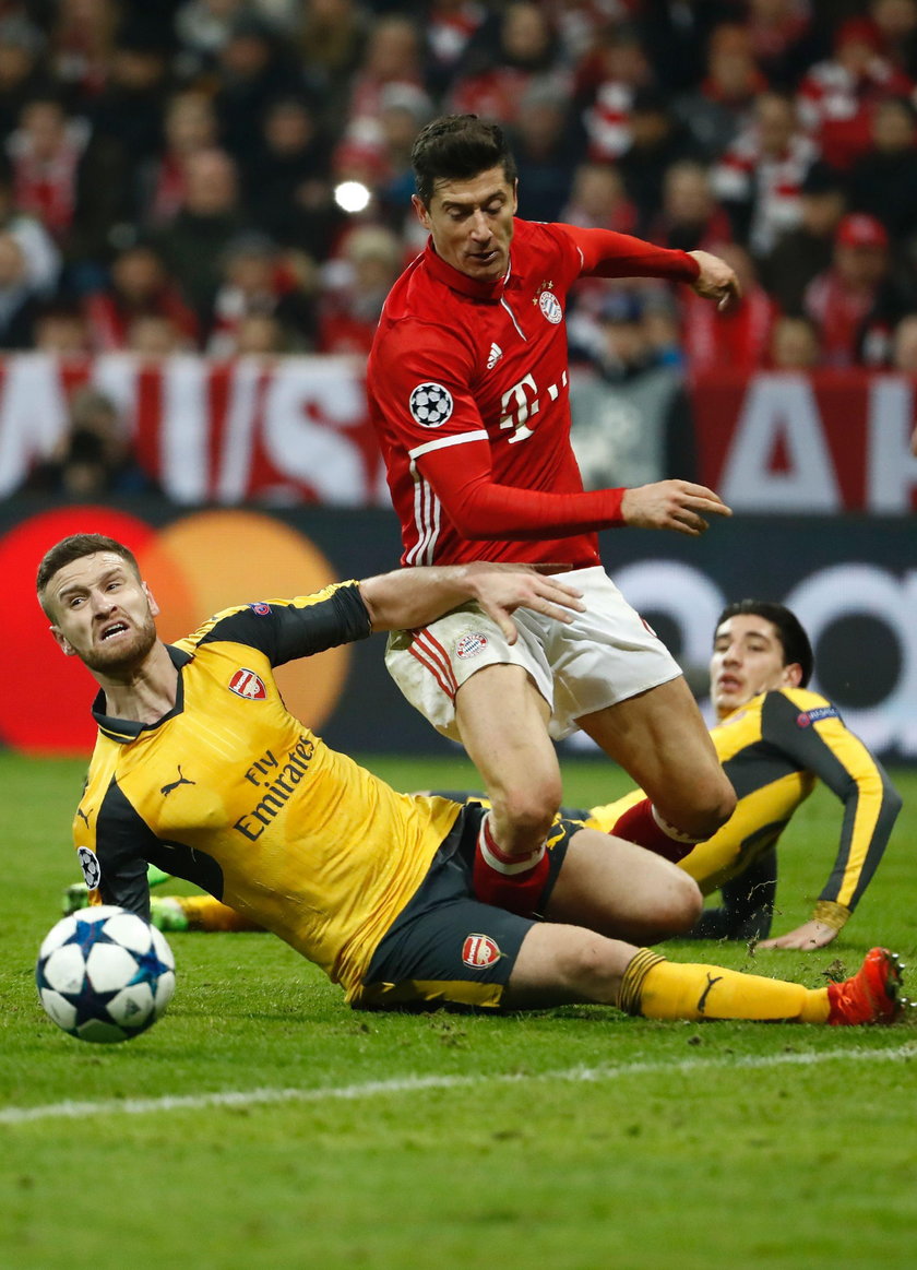 Robert Lewandowski po meczu z Arsenalem: krew i dziura w stopie