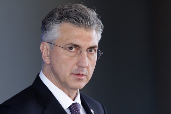 "TAKVO ORUŽJE JOŠ NIJE VIĐENO NA EVROPSKOJ TERITORIJI" Plenković ponovo o hipersoničnim raketama koje je Srbija nabavila: "Pisao sam Ruteu"