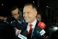 Nawrocki zaprosił Trzaskowskiego na testy narkotykowe. Co zrobi kandydat Platformy?